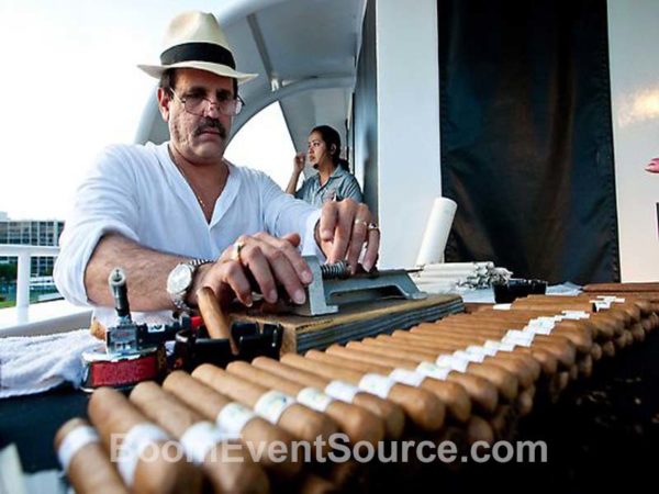 cigar roller for event 1 Cigar Rollers