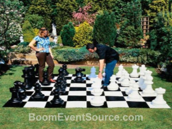 giant checkers chess event rental 1 Giant Checkers / Giant Chess