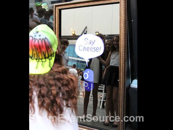 selfie mirror photo booth for rent 4 Selfie Mirror